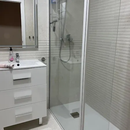 Przy Morzu W Z 3 Sypialniami W Pobliżu Barów I Restauracji Apartamento