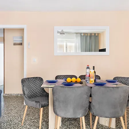 Przy Morzu W Z 3 Sypialniami W Poblizu Barow I Restauracji Torrevieja