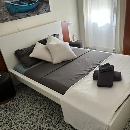 Przy Morzu W Z 3 Sypialniami W Poblizu Barow I Restauracji