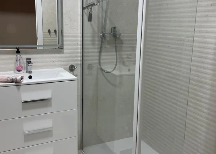 Przy Morzu W Z 3 Sypialniami W Poblizu Barow I Restauracji Apartment